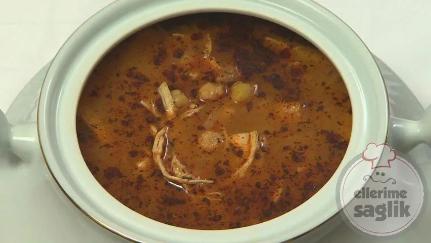 Tavuklu Topalak Çorba