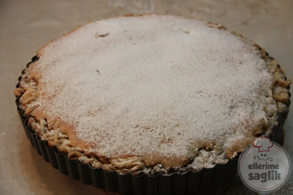 Tereyaglı Elmalı Tart