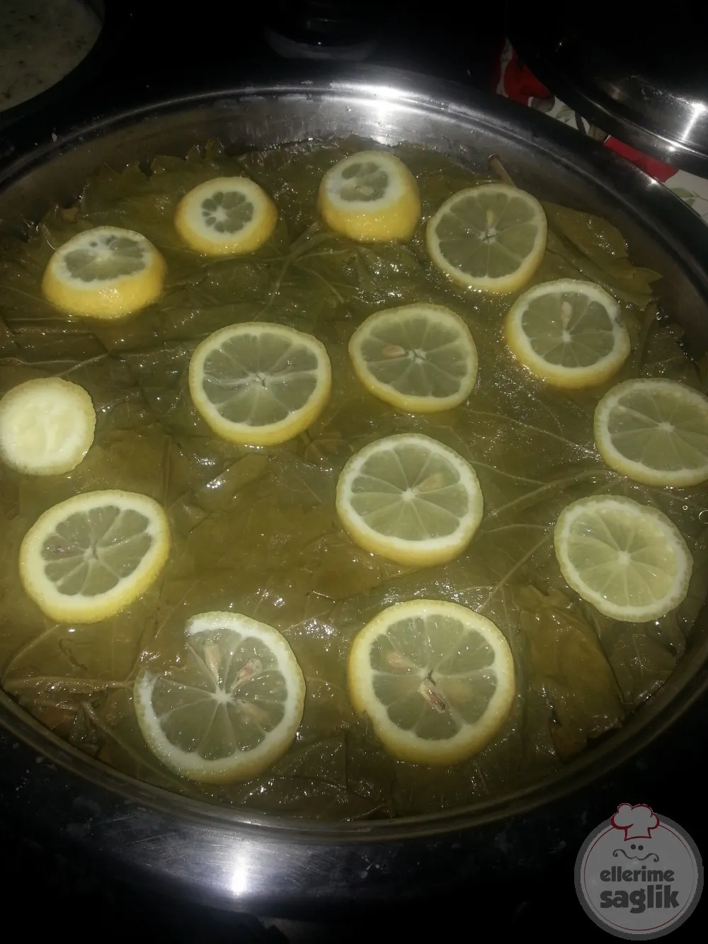 Yumurtalı Yaprak Sarma