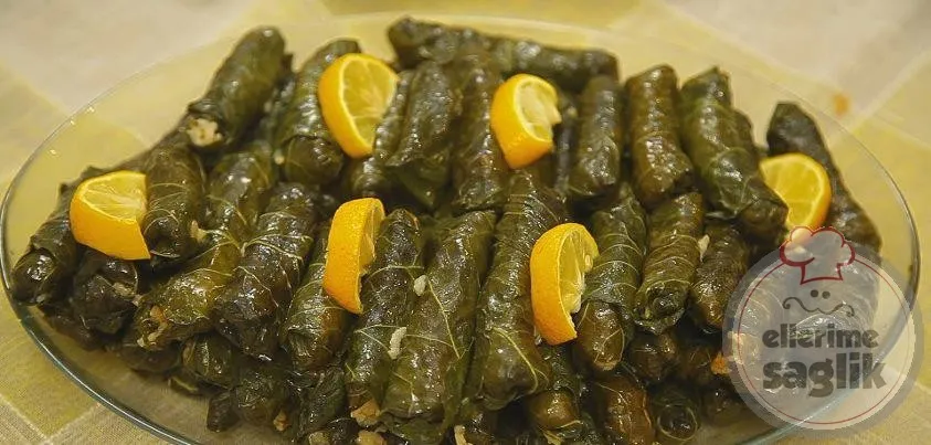 Zeytinyağlı Kara Lahana Sarması