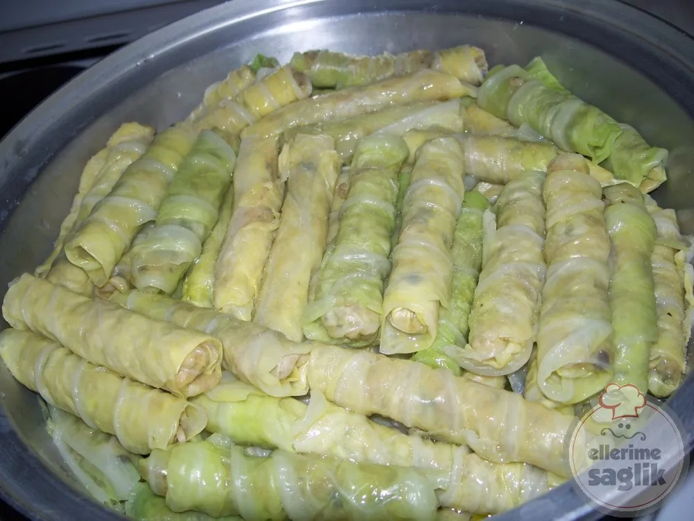 Lahana Sarması