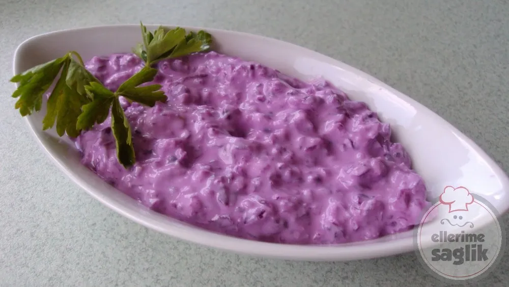 Mor Lahana Salatası
