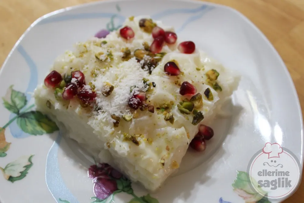 Muhallebili Güllaç