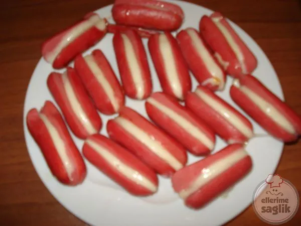 Kaşarlı Sosis