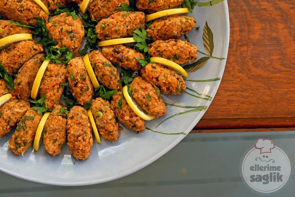 Köri Soslu Mercimek Köftesi