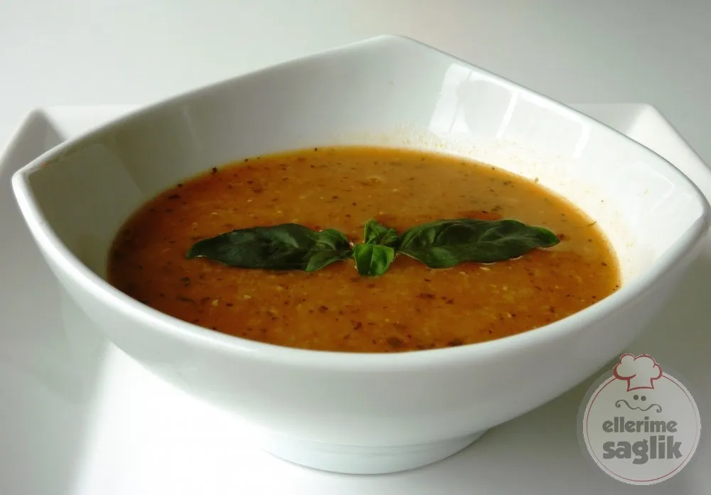 Yeşil Naneli Mercimek Çorbası