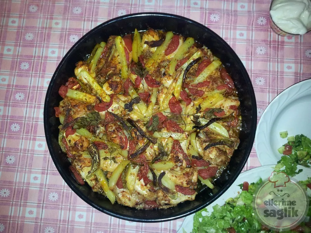 Fırında Patatesli Tavuk