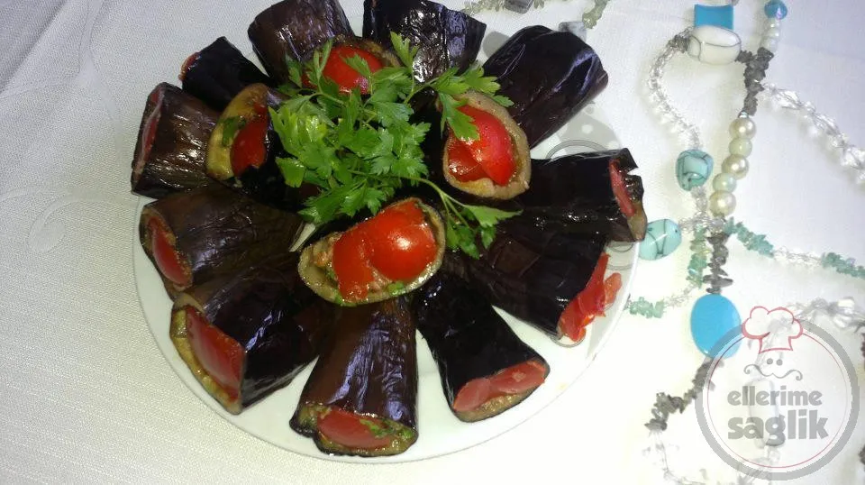 Kızarmış Etli Patlıcan Dolması