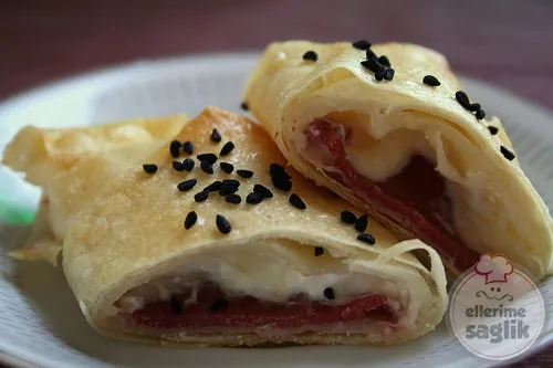 Pastırmalı Çörek