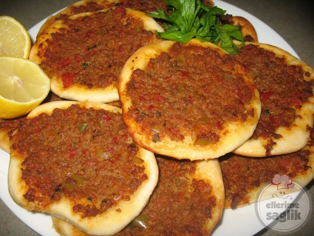 Ev Usulü Fındık Lahmacun
