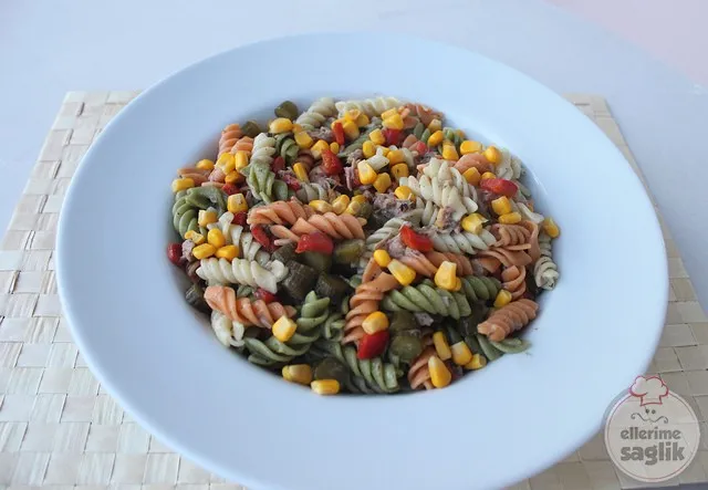 Ton Balıklı Ve Sebzeli Makarna