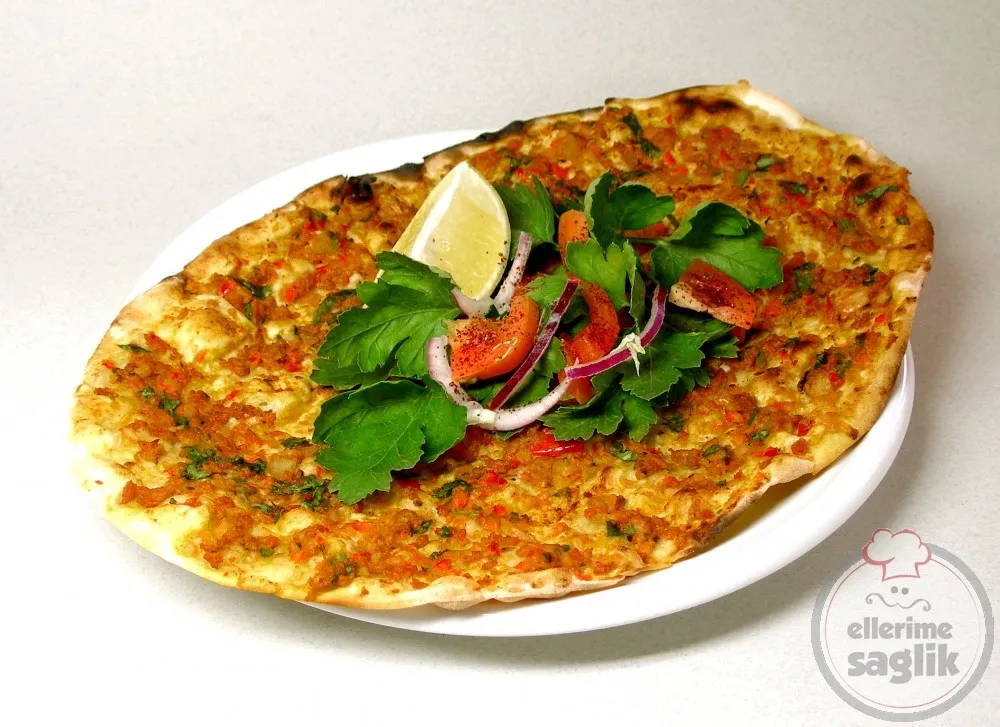 Ev Yapımı Lahmacun