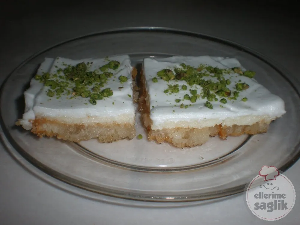 İrmik Kaymaklı Ekmek Kadayıfı