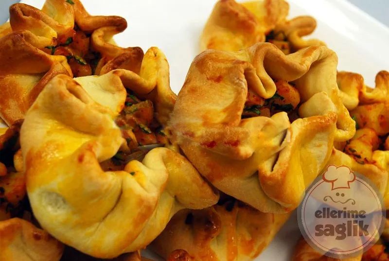 Patatesli Büzgülü Börek