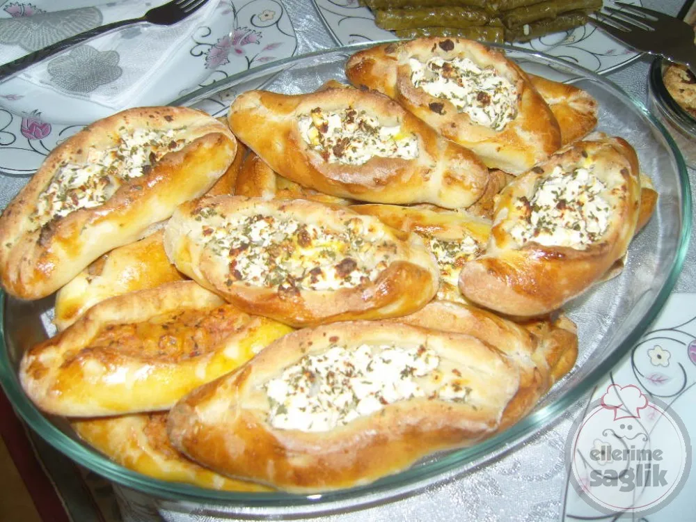 Patatesli Peynirli  Pide