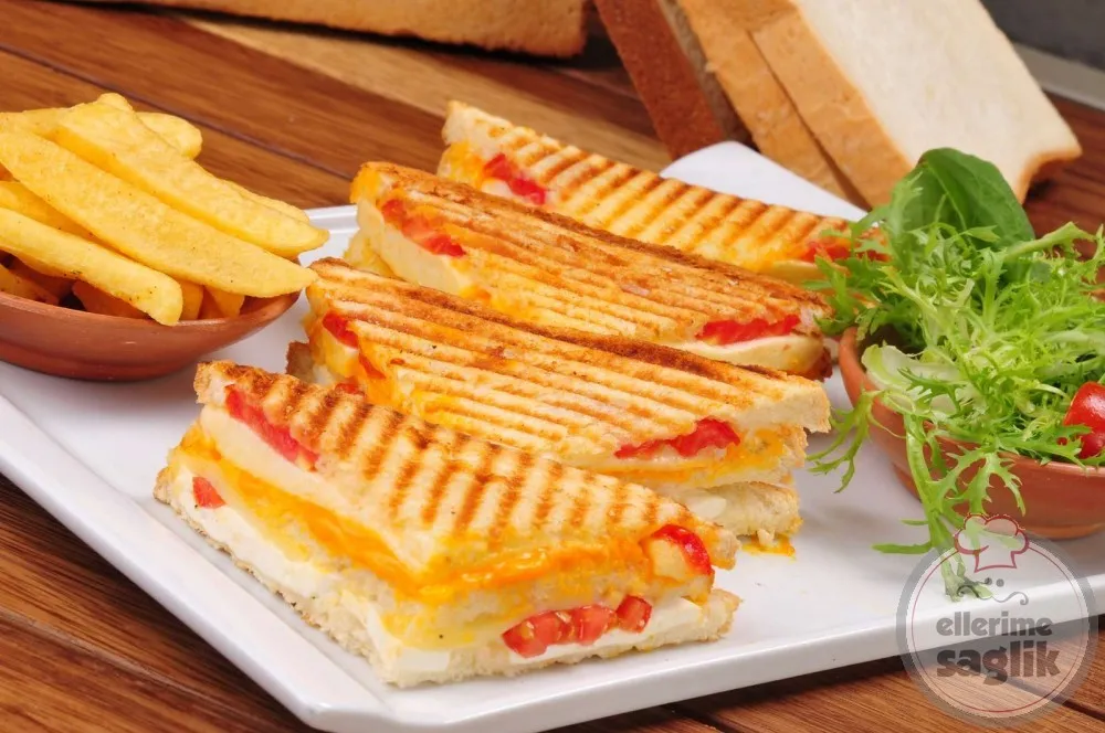 Peynirli Domatesli Tost