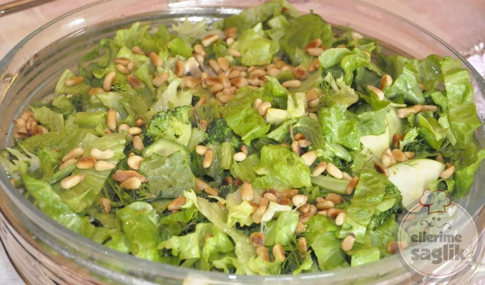Fıstıklı Brokoli Salatası