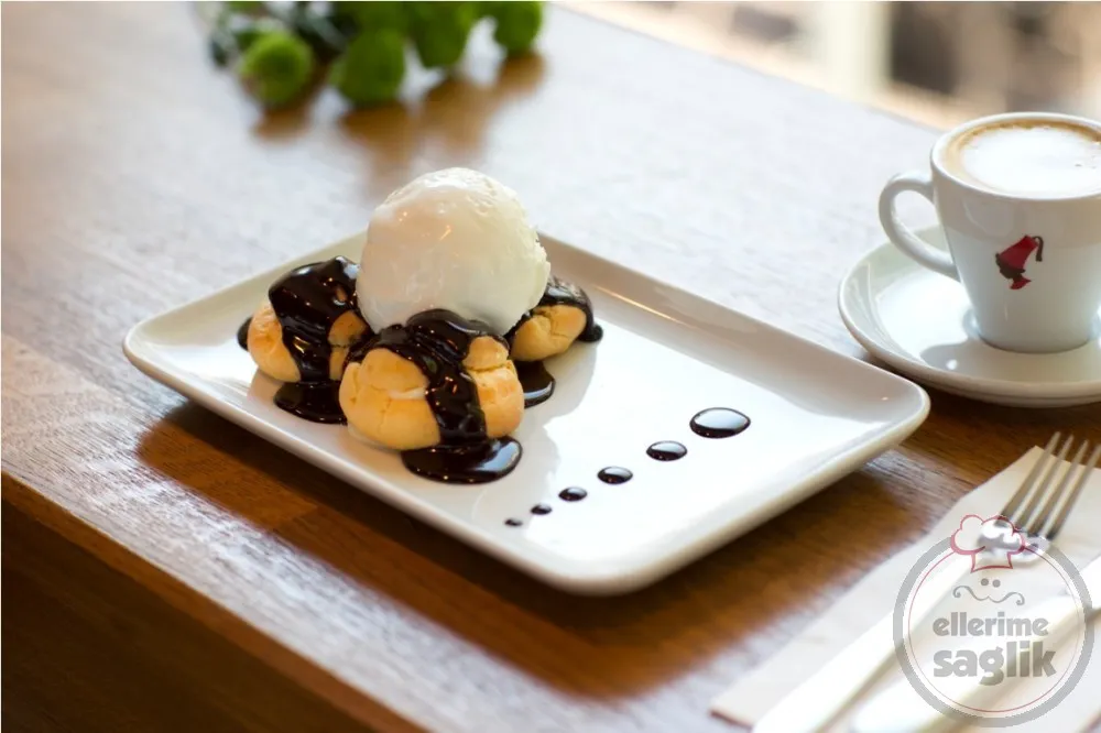 Kayısılı Profiterol