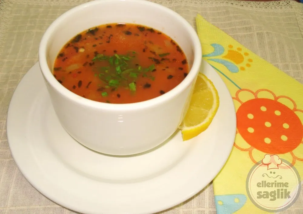 Sebzeli Makarna Çorbası
