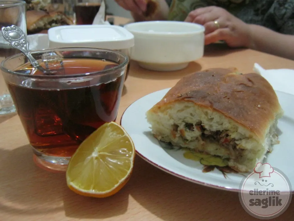 Basit Kıymalı Pide