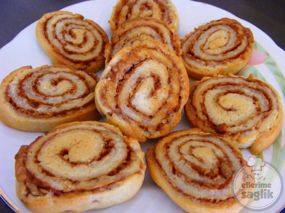 Elmalı Rulo Kurabiye
