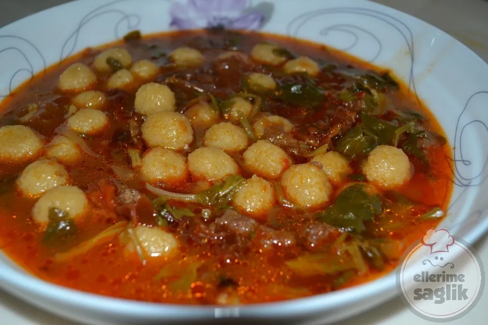 Köfteli Ispanak Çorbası