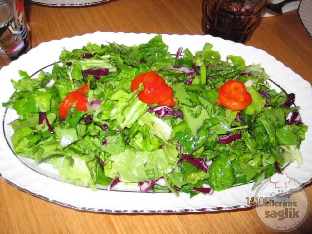 Kuzu Kulağı Salatası