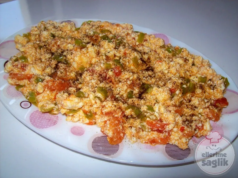 Lor Peynirli Menemen