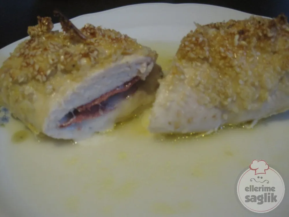 Pastırmalı Kaşarlı Tavuk Sarma