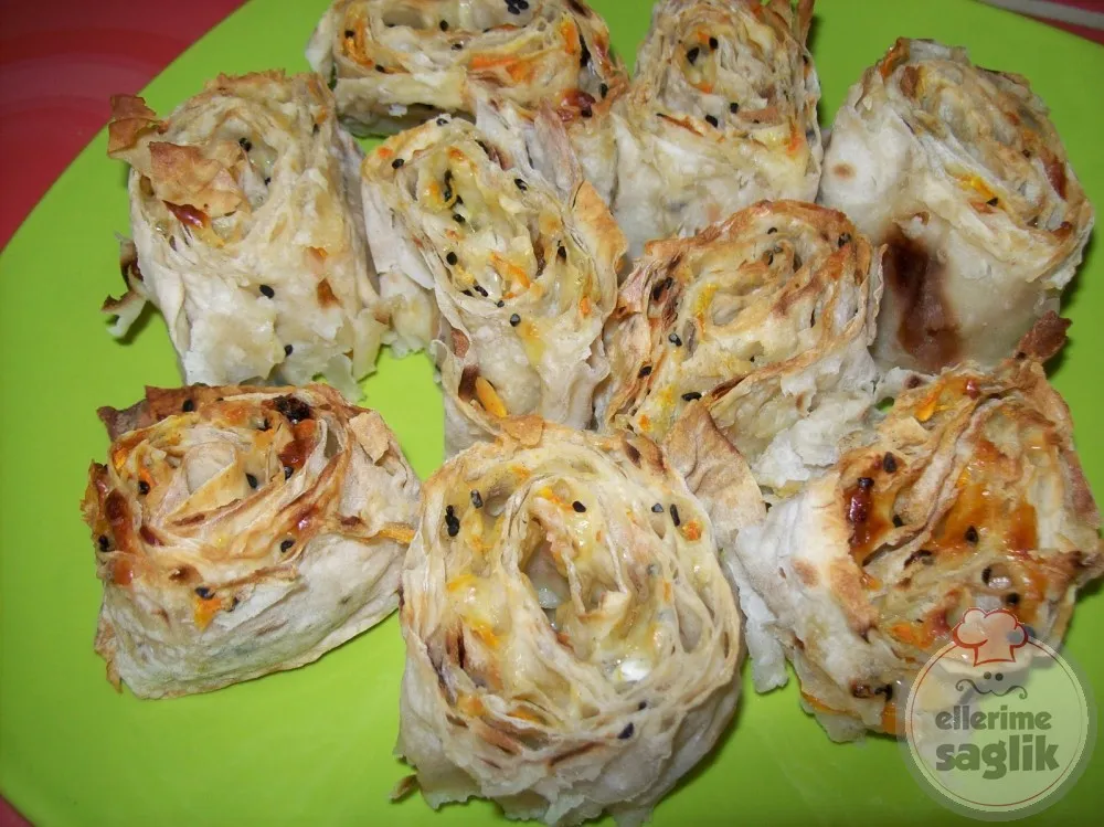 Havuçlu, Çörekotlu Rulo Börek