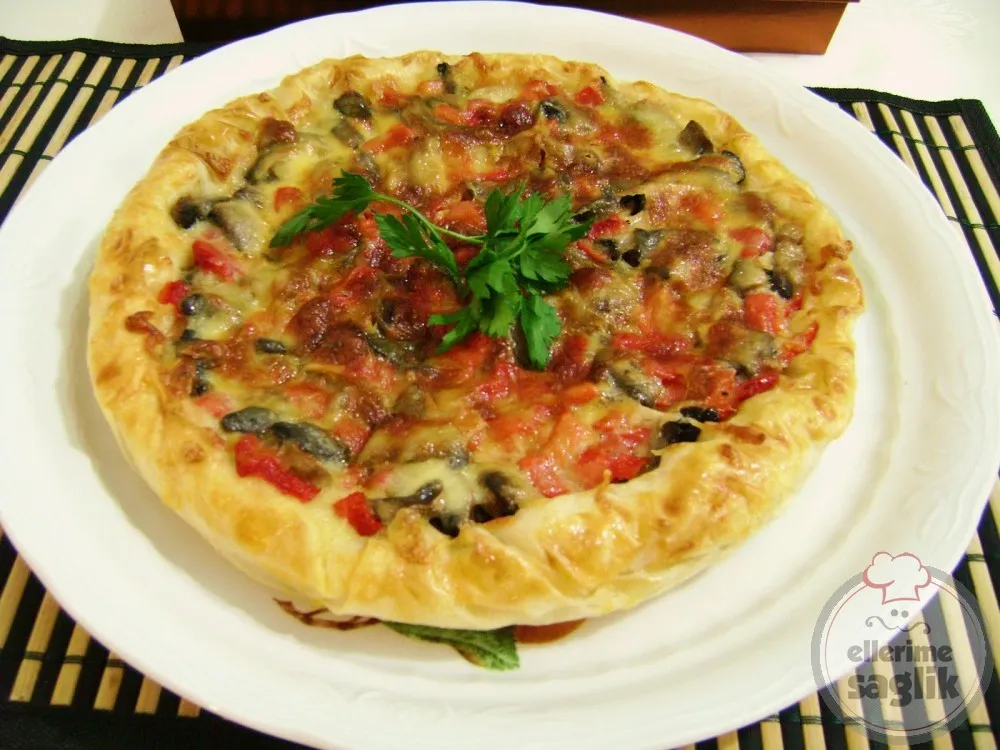 Mantarlı Közlenmiş Biberli Yalancı Pizza