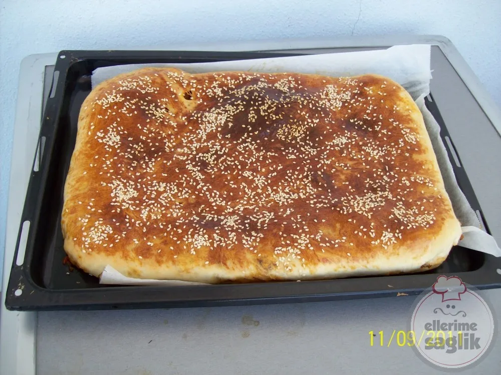 Patlıcanlı Ev Pidesi