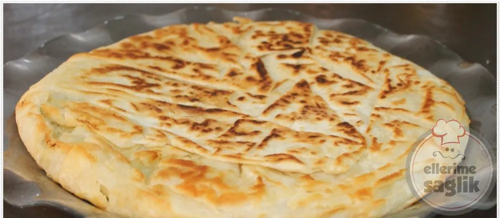 Taze Soğanlı Tava Böreği