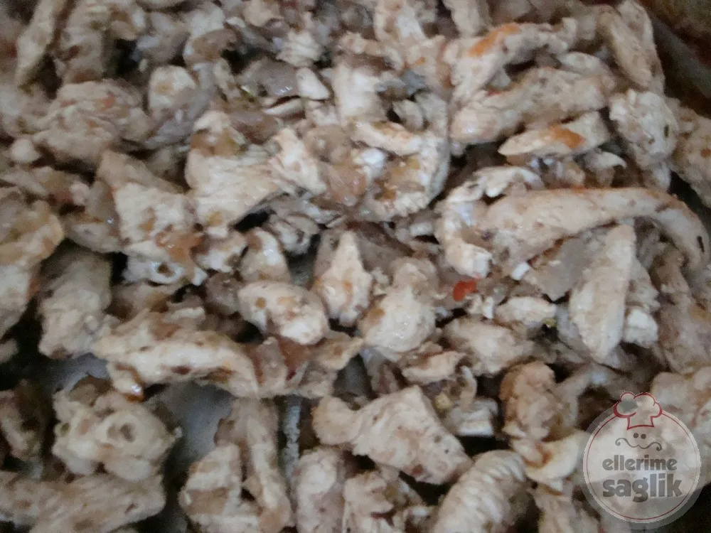 Baharatlı Ve Sarımsaklı Hindi Kavurma