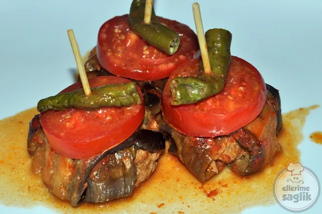 Sicilya Usulü Patlıcan  Köfte