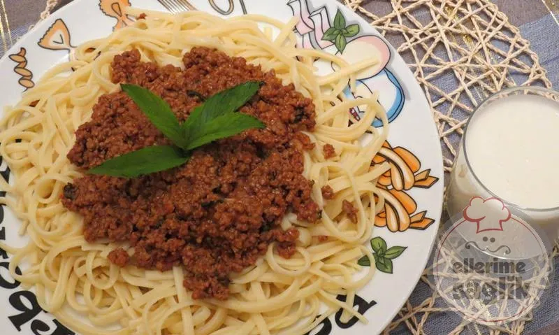Bolonez Soslu Spagetti