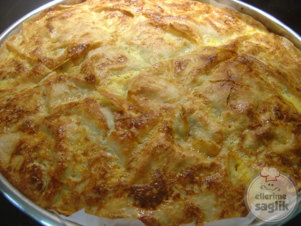 Ispanaklı Peynirli Börek