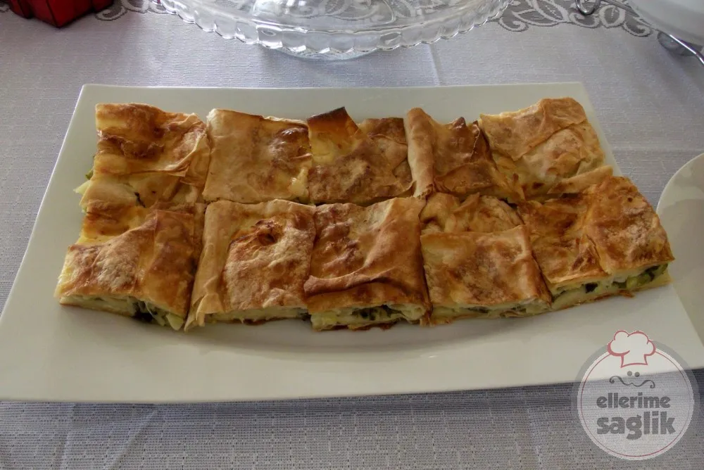 Kolay Su Böreği