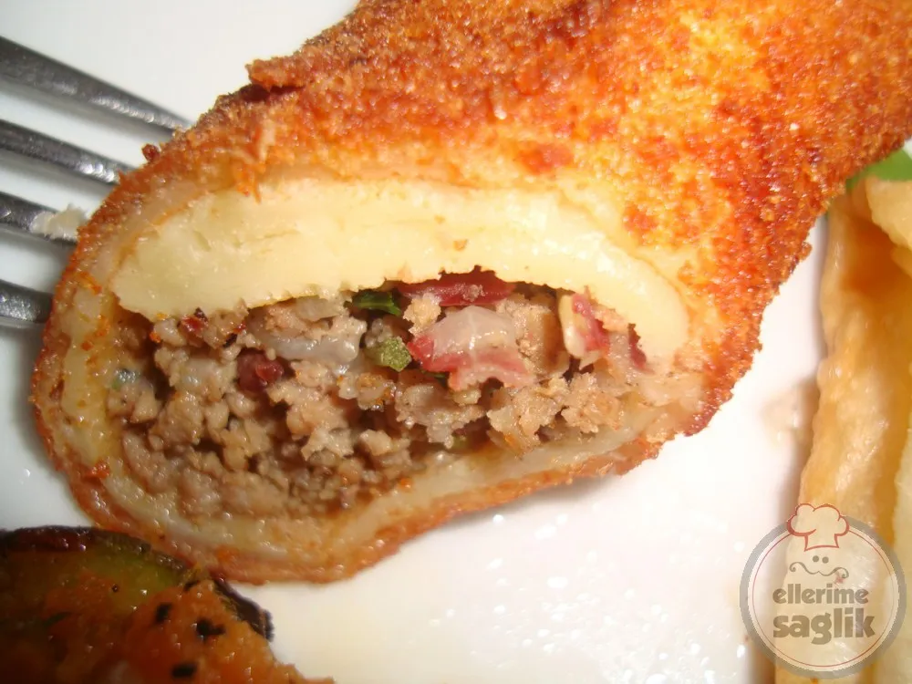 Galeta Unlu Kıymalı Börek