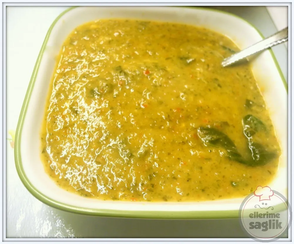 Ispanaklı Tarhana Çorbası