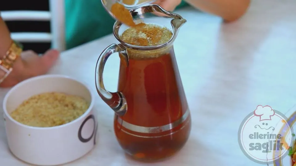 Kaynar (Lohusa Şerbeti)