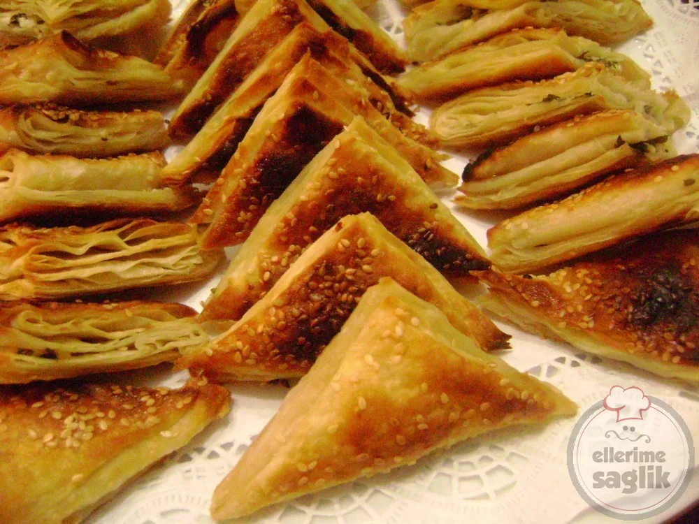 Puf Puf Üçgen Börek
