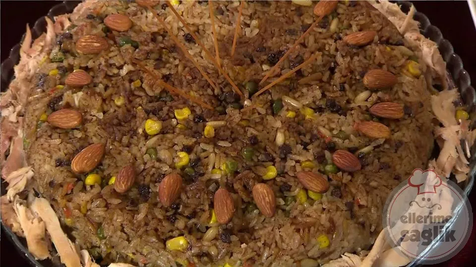Antep Fıstıklı  Ve Bademli Plav