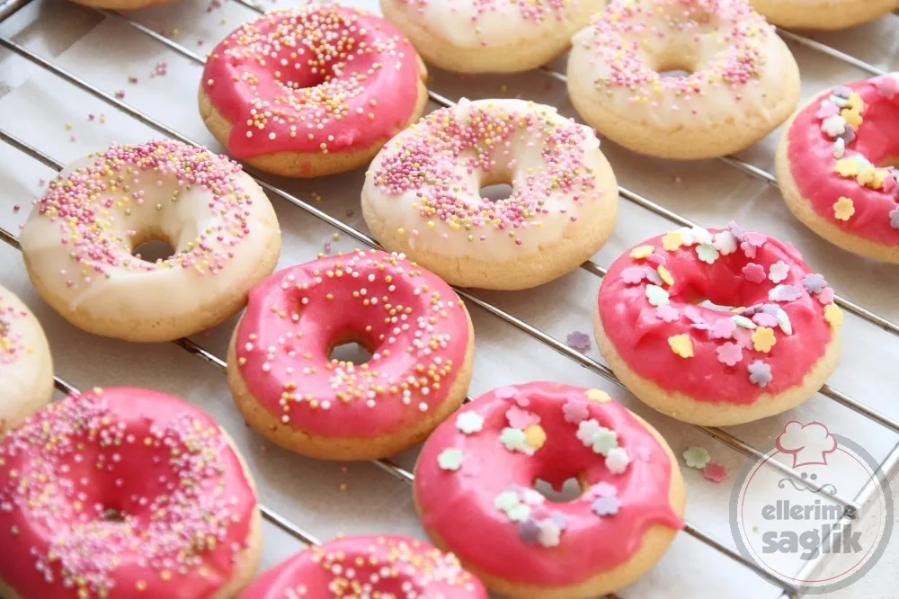 Çilekli Donut