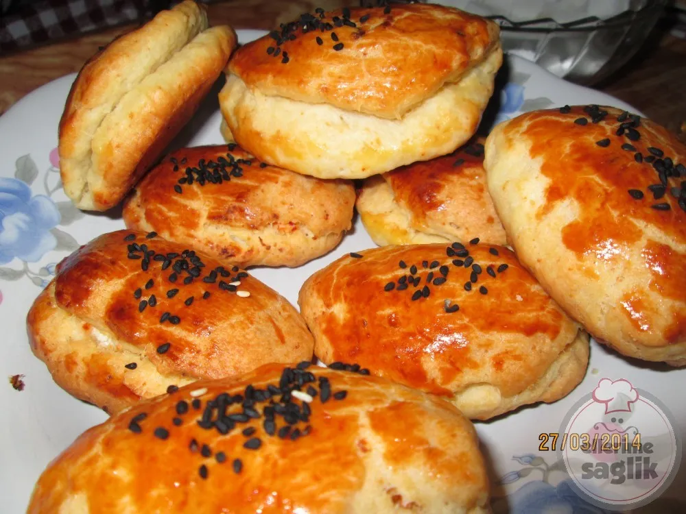 Kaymaklı Patatesli Poğaça