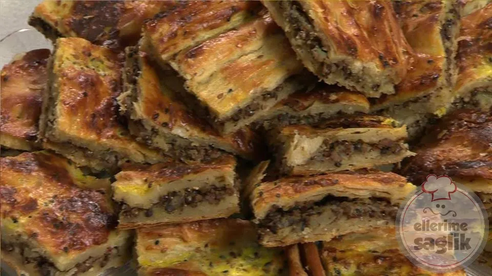 Kıymalı Kömbe