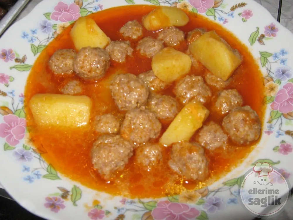Köfteli Patatesli Sulu