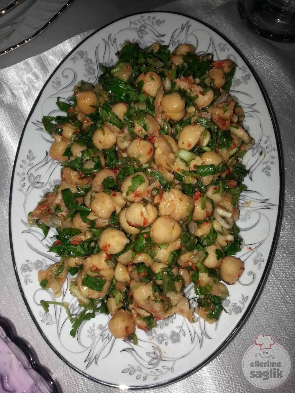 Nohut Salatası