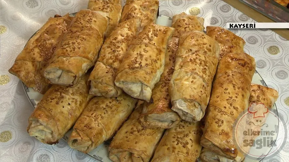 Pastırmalı Paçanga Böregi