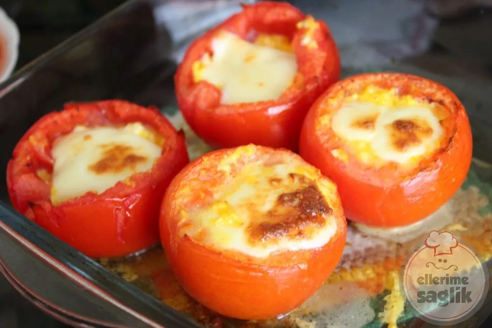 Fırında Domatesli Yumurta